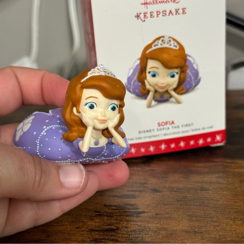 2016 Hallmark Princess Sofia Keepsake Ornament